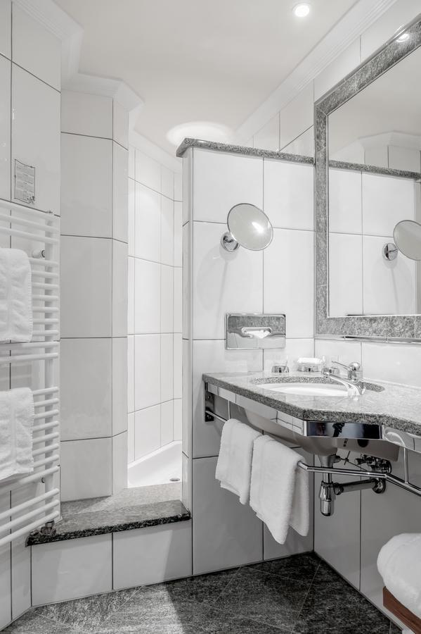 Hotel Garni Caroline Ischgl Kültér fotó