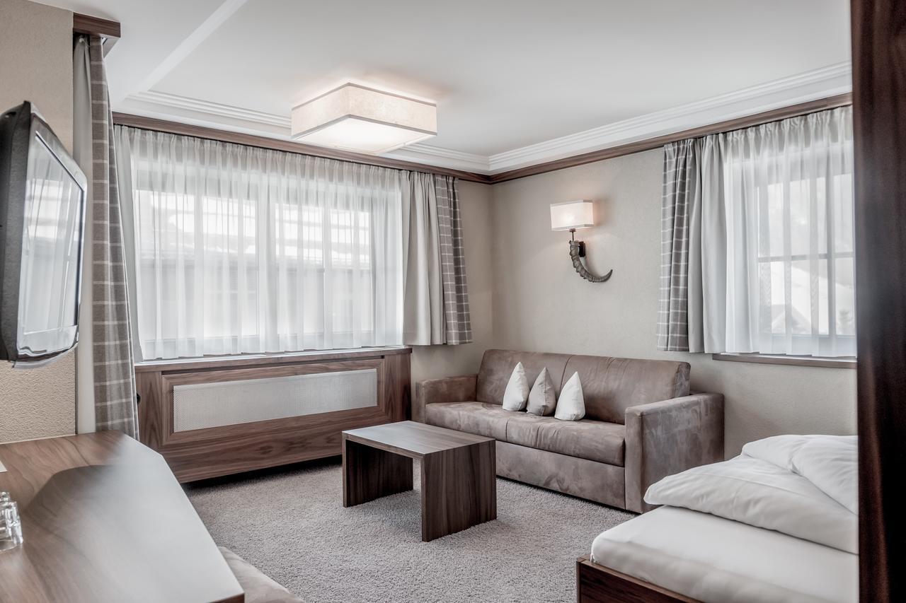 Hotel Garni Caroline Ischgl Kültér fotó